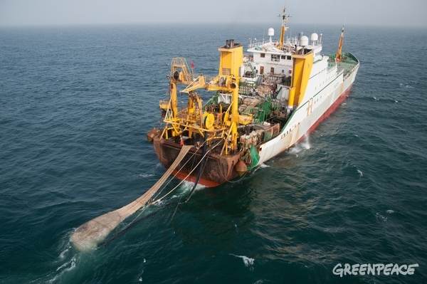 bateau surpeche senegal