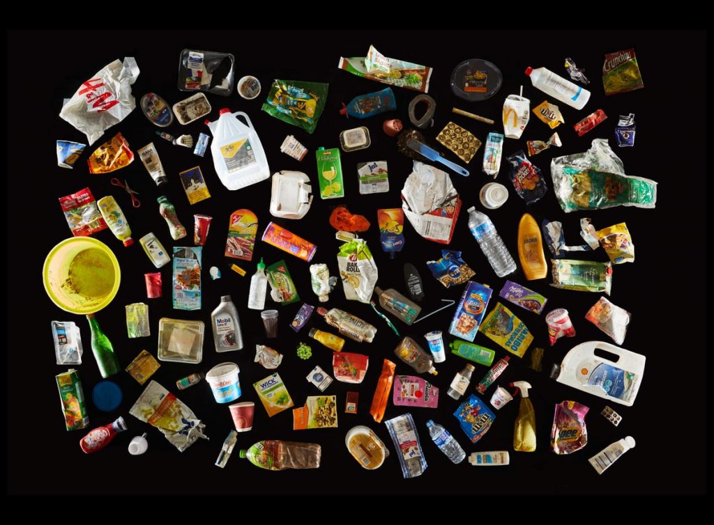 Everything you should know about single-use plastic - Greenpeace