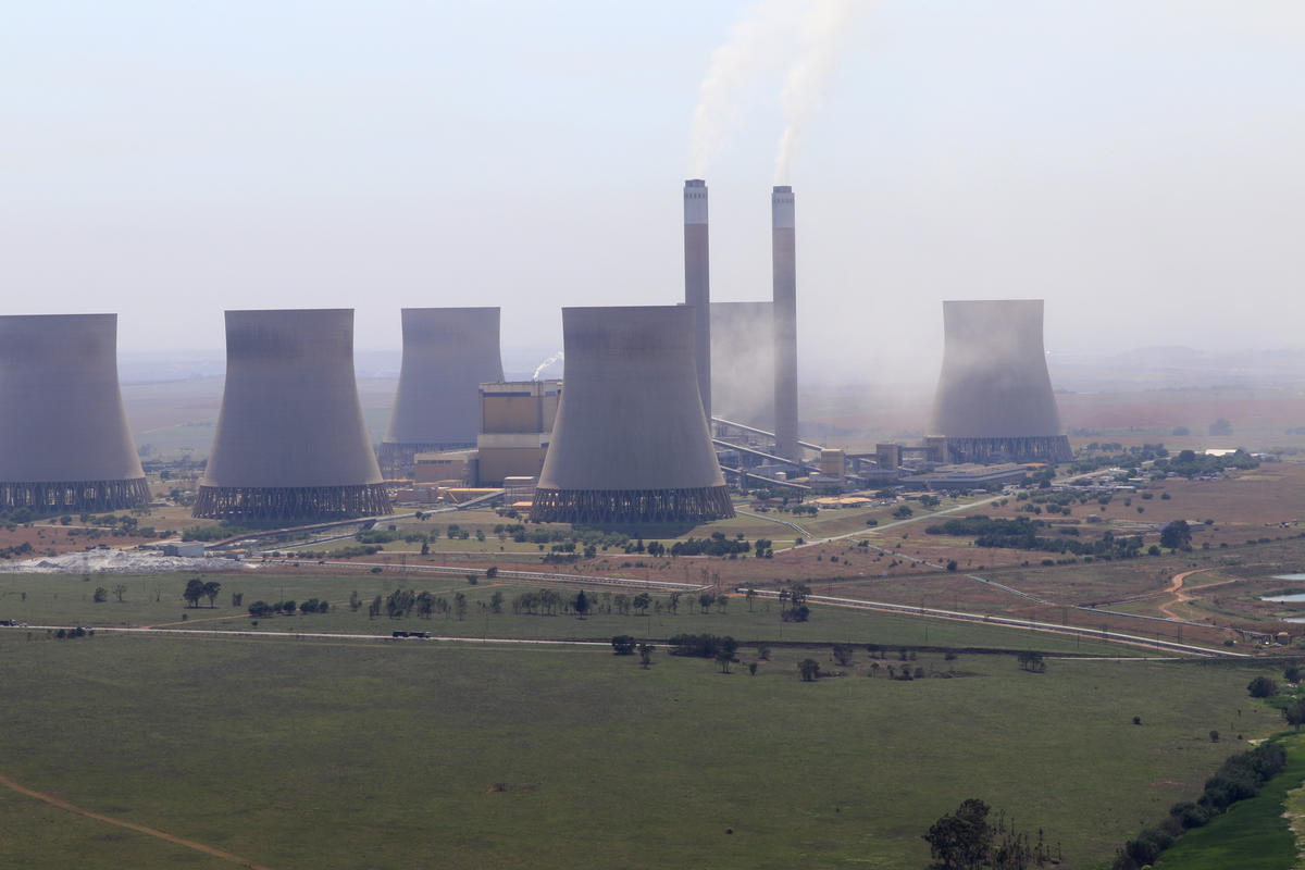 Kendle Power Station in Mpumalanga. © Ruth Sacco / Greenpeace