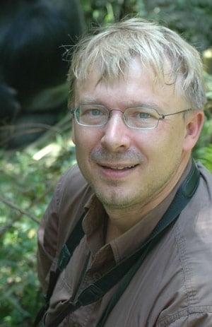 Filip Verbelen découvre un nouvel hibou dans les forêts indonésiennes.
