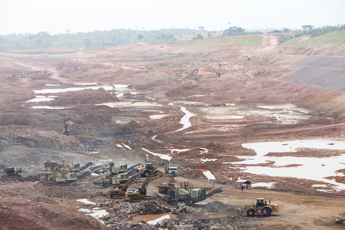 Visão aérea da construção da Usina Hidrelétrica de Belo Monte, no Rio Xingu.