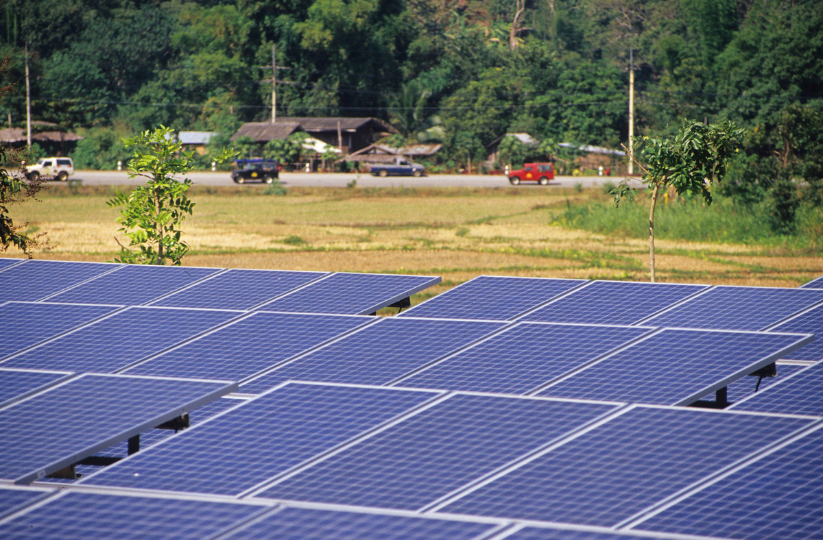 A planta de energia solar Pha Bong, na Tailêndia. © Christian Kaiser
