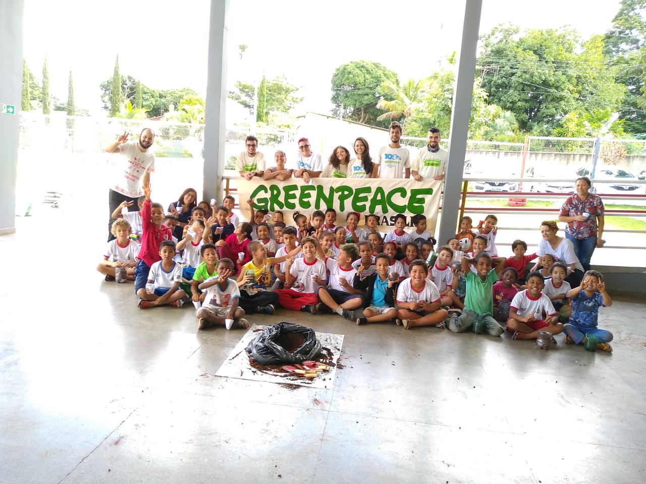 Projeto Escola leva educação ambiental para mais de 500 jovens em todo  Brasil - Greenpeace Brasil