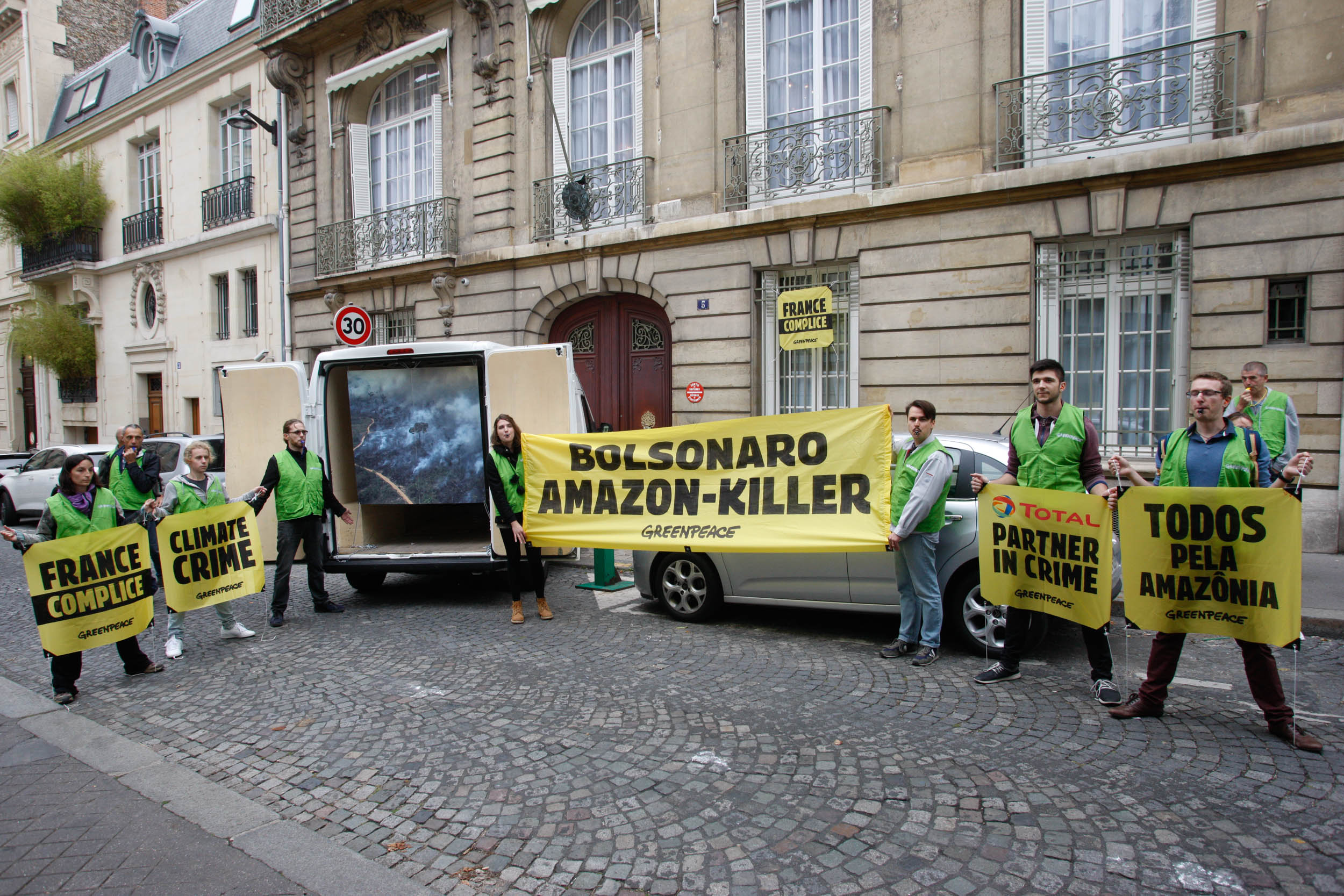 Ricardo Salles deve ser retirado imediatamente do Ministério de Meio  Ambiente - Greenpeace Brasil