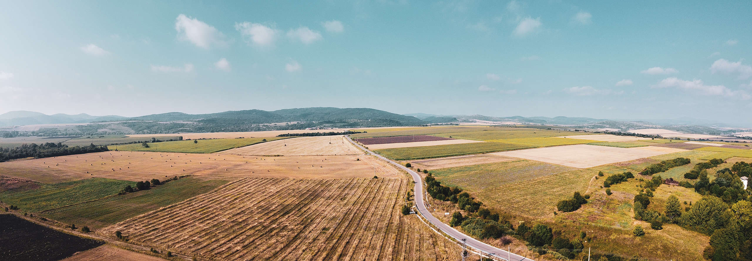 Изглед от въздуха към селски район в община Сливница, август 2020