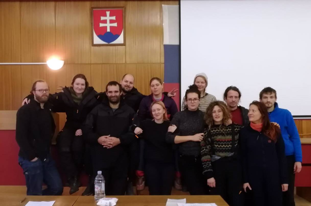 Mezi aktivisty a aktivistkami obviněnými na Slovensku z trestného činu jsou  i lidé z ČR - Greenpeace Česká republika - Greenpeace Česká republika