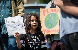 Fridays for Future Student Demonstration in Prague. © Petr Zewlakk Vrabec / Greenpeace