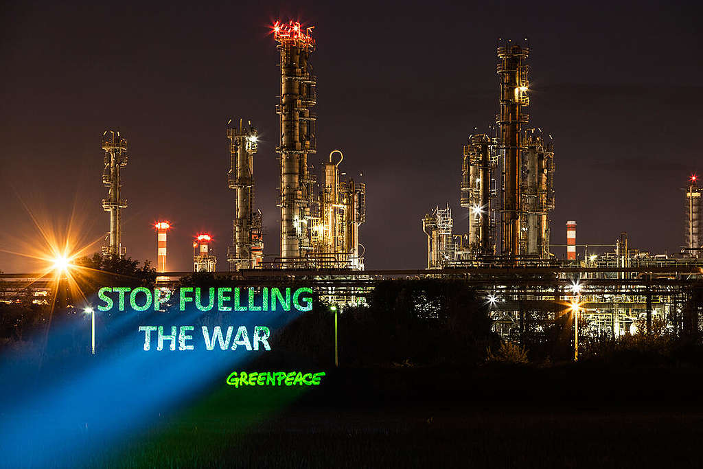 Projection on Oil Giant MOL’s Refinery in Hungary.