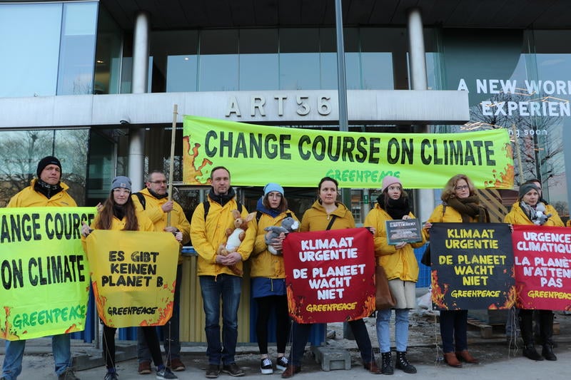 比利時有近3萬份民眾連署要求澳州政府「改變氣候政策路線」© Quentin Debode / Greenpeace