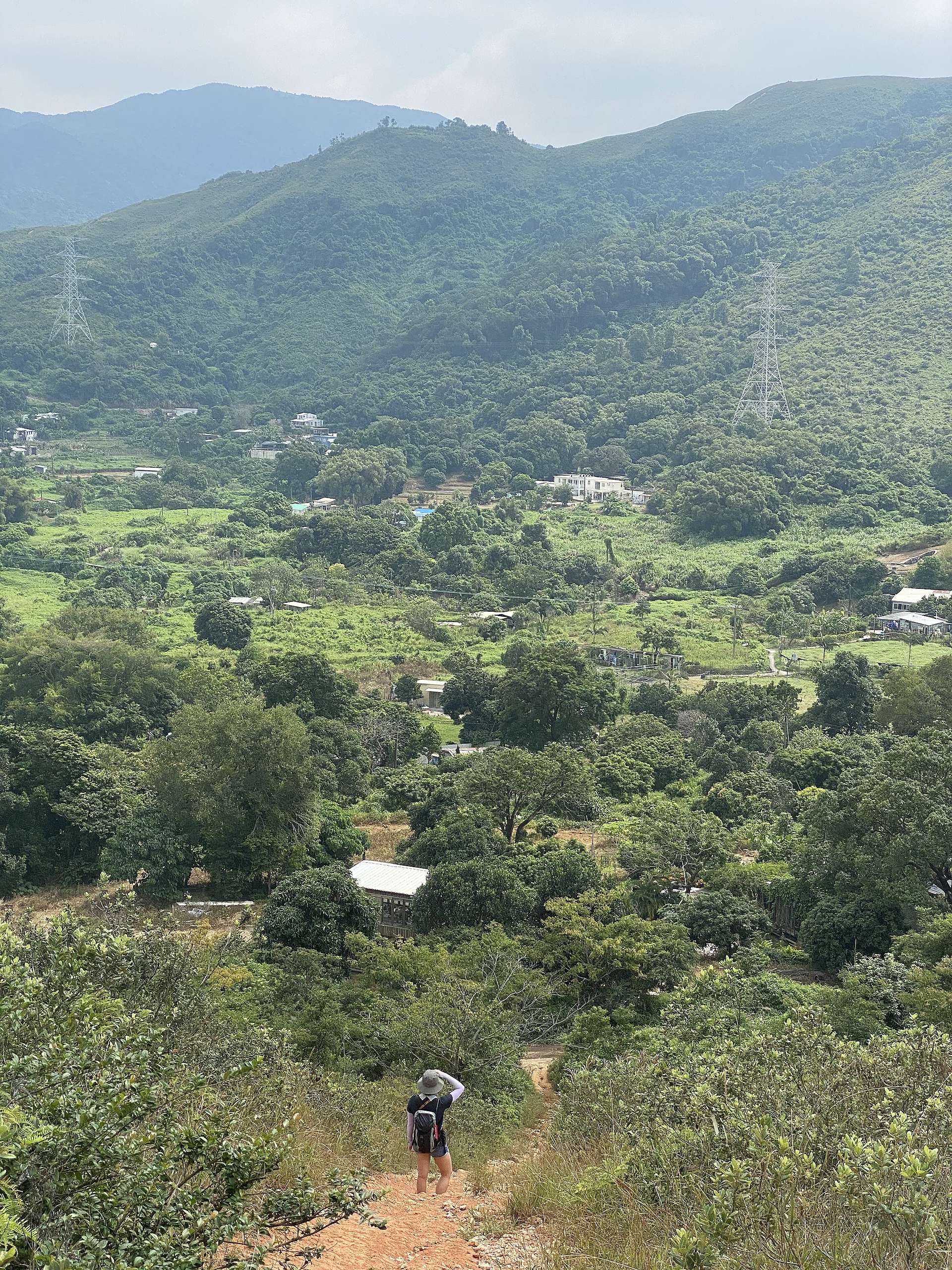 登山時能回望便能飽覽蕉徑至粉嶺一帶的村莊。© 香港山女