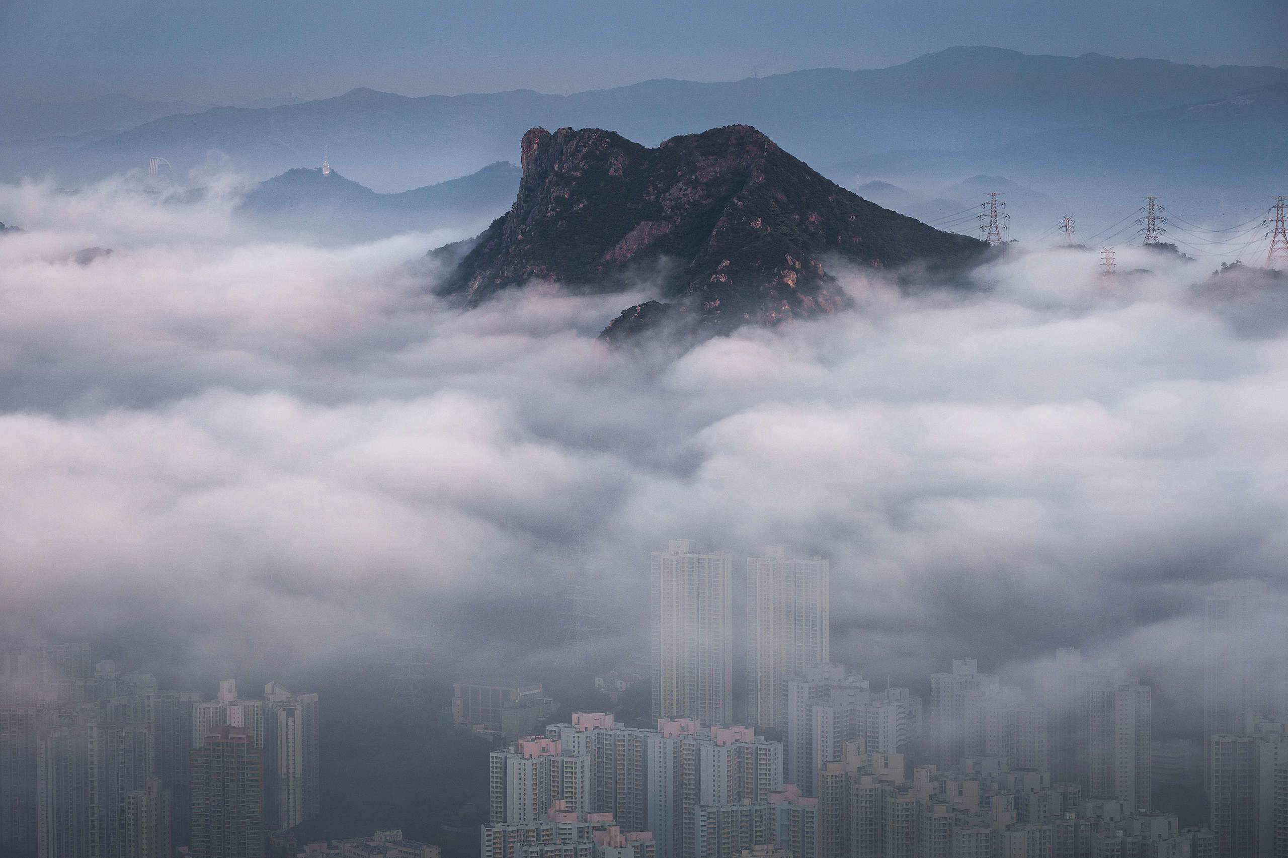 飛鵝山觀景台的雲海景色。（1/100s F10 ISO100）© Kelvin Yuen