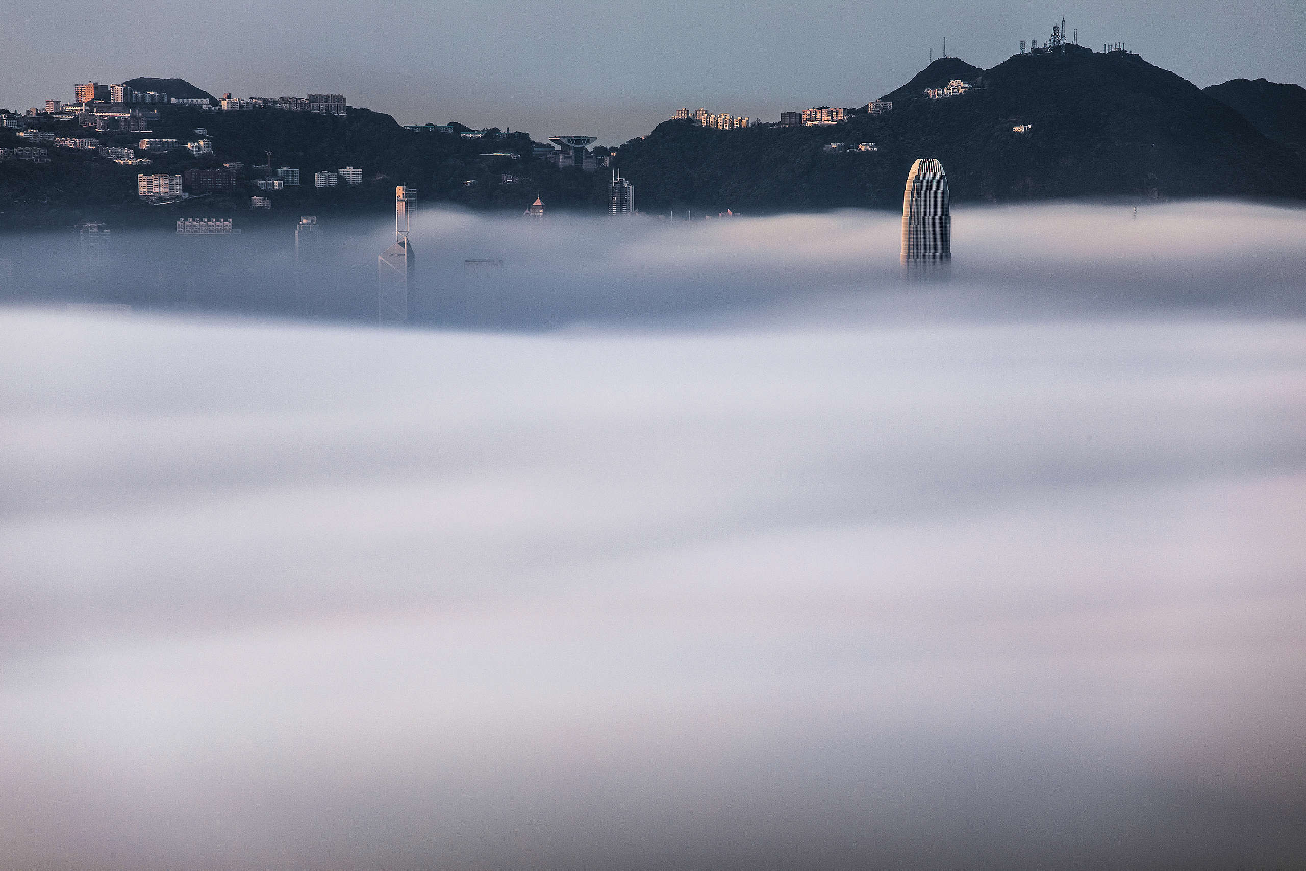 飛鵝山觀景台的雲海景色。（30s F9 ISO100）© Kelvin Yuen
