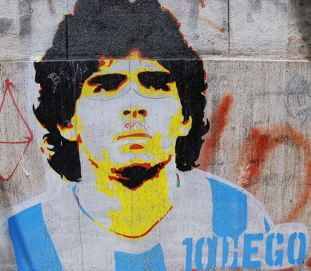 阿根廷的街頭可以看到很多球王馬勒當拿的塗鴉作品。©meunierd / Shutterstock 
