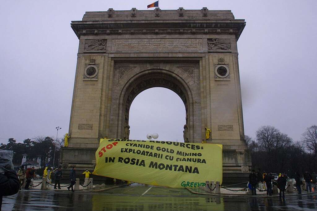 Tiltakozásunkat Bukarestbe is elvittük