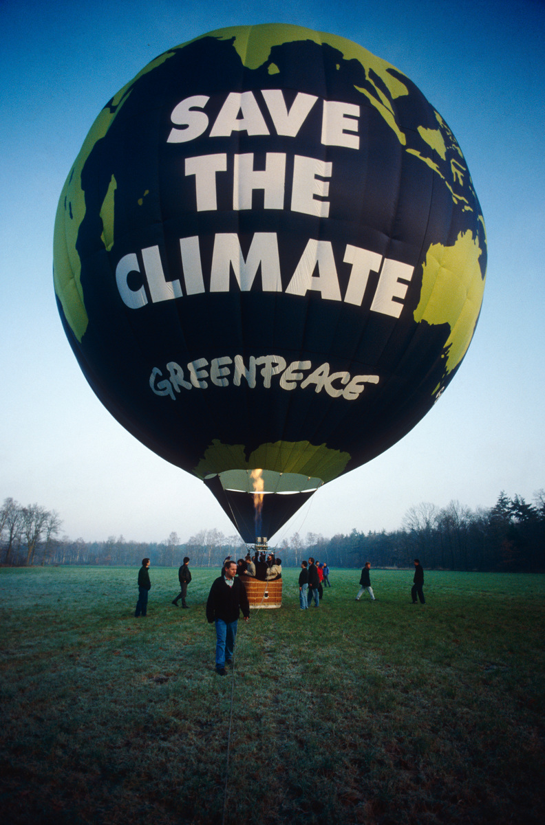Greenpeace Climate Balloon in the UK