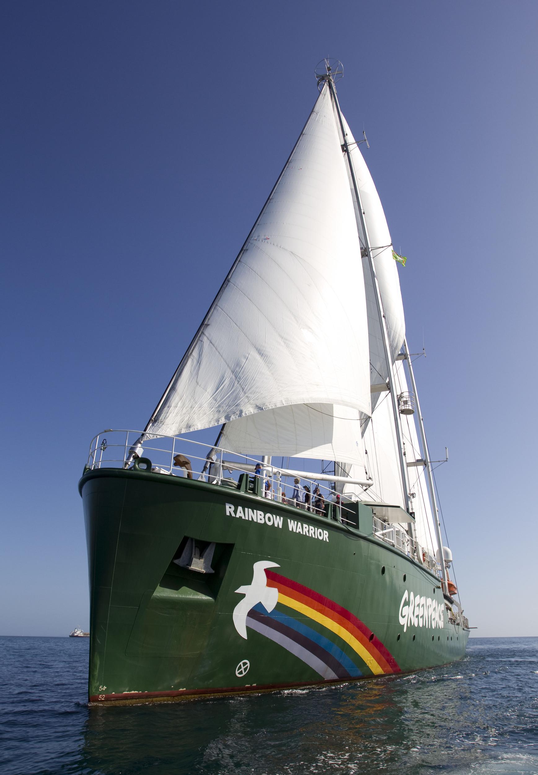 greenpeace ship tour