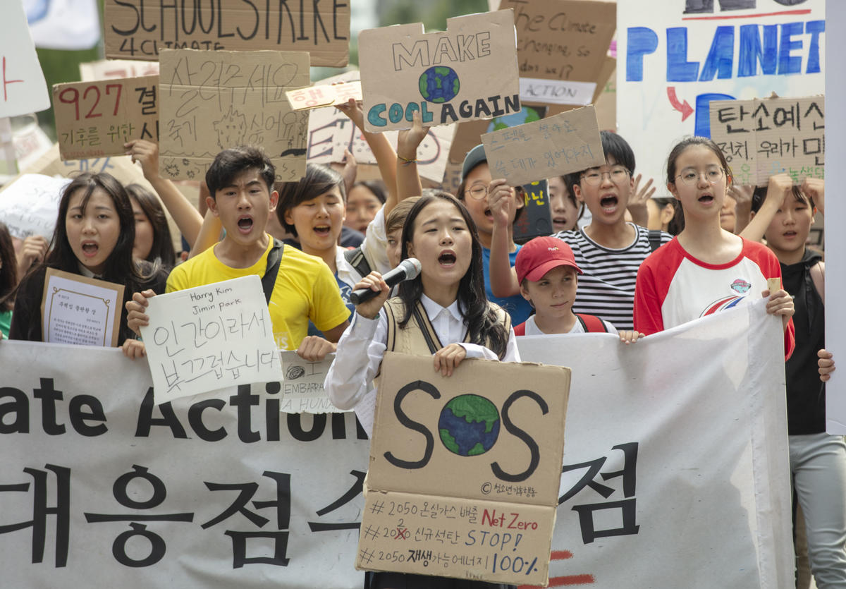 Youth Climate Strike in Seoul, S.Korea. © Soojung Do / Greenpeace