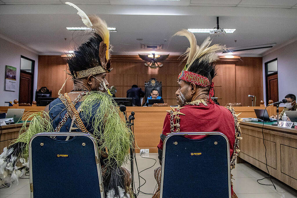 Awyu Tribe Testify at Administration Court Jakarta. © Muhammad Adimaja / Greenpeace