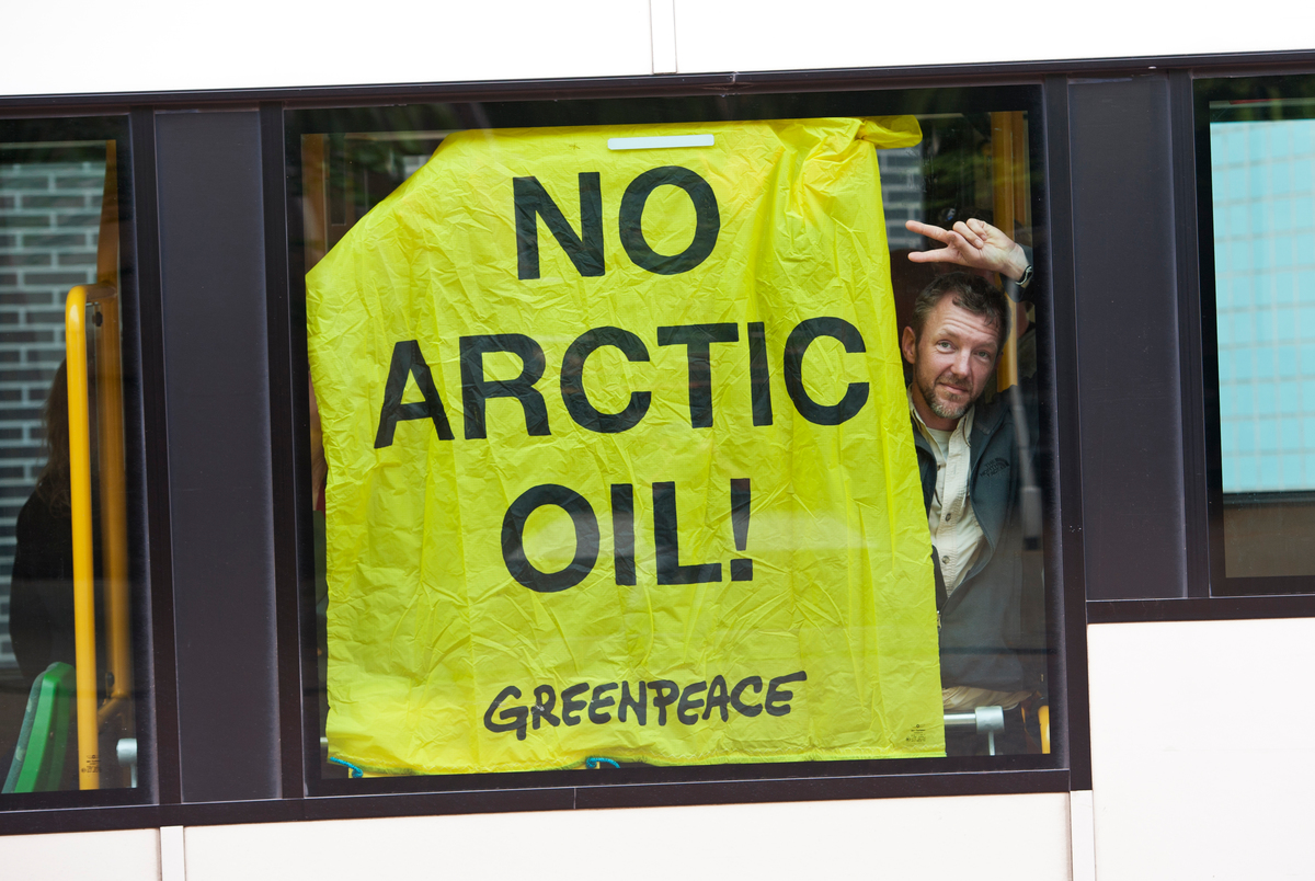 Protest Against Arctic Oil Shipment in Rotterdam © Marten van Dijl / Greenpeace