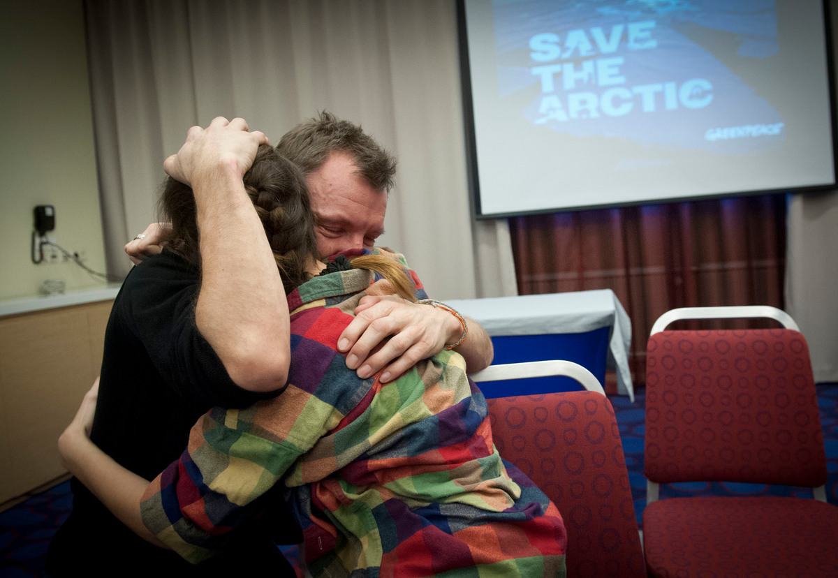 Amnesty Granted for the 'Arctic 30' in Saint Petersburg