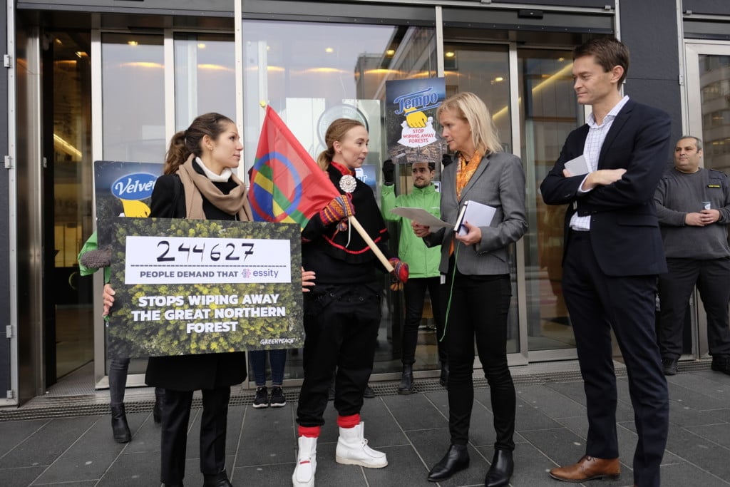 Petition Delivery in Stockholm Asking Essity to Stop Wiping Away the Great Northern Forest © Greenpeace