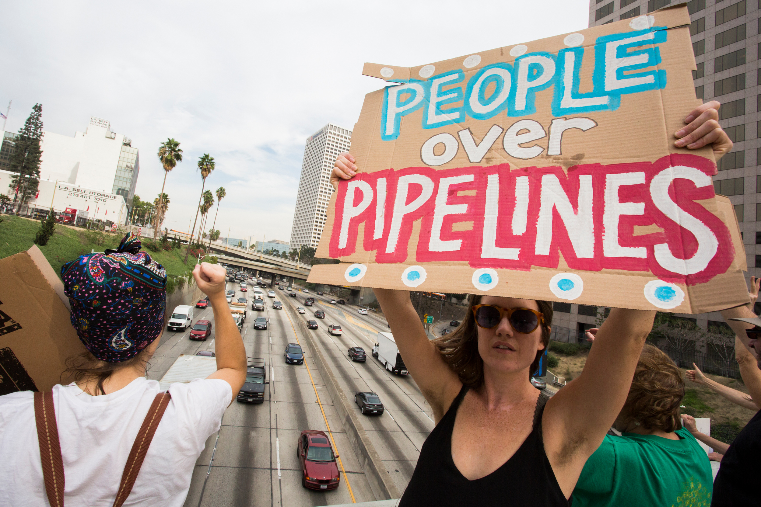 Dakota Access Pipeline Day of Action in Los Angeles © Jonathan Alcorn / Greenpeace