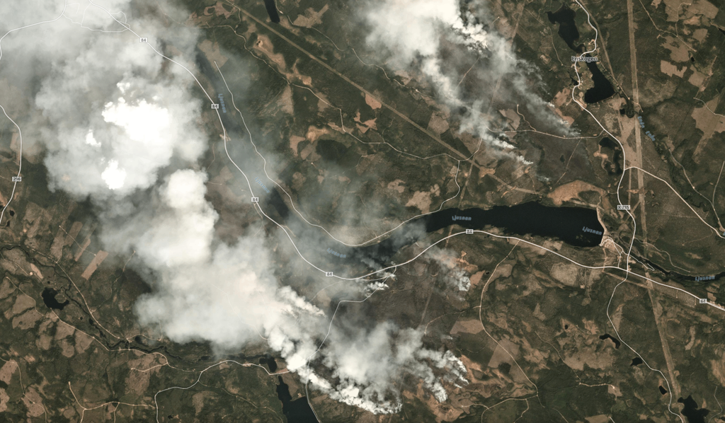 Satellite images show wildfire over Sweden © Planet.com on 2018-07-17