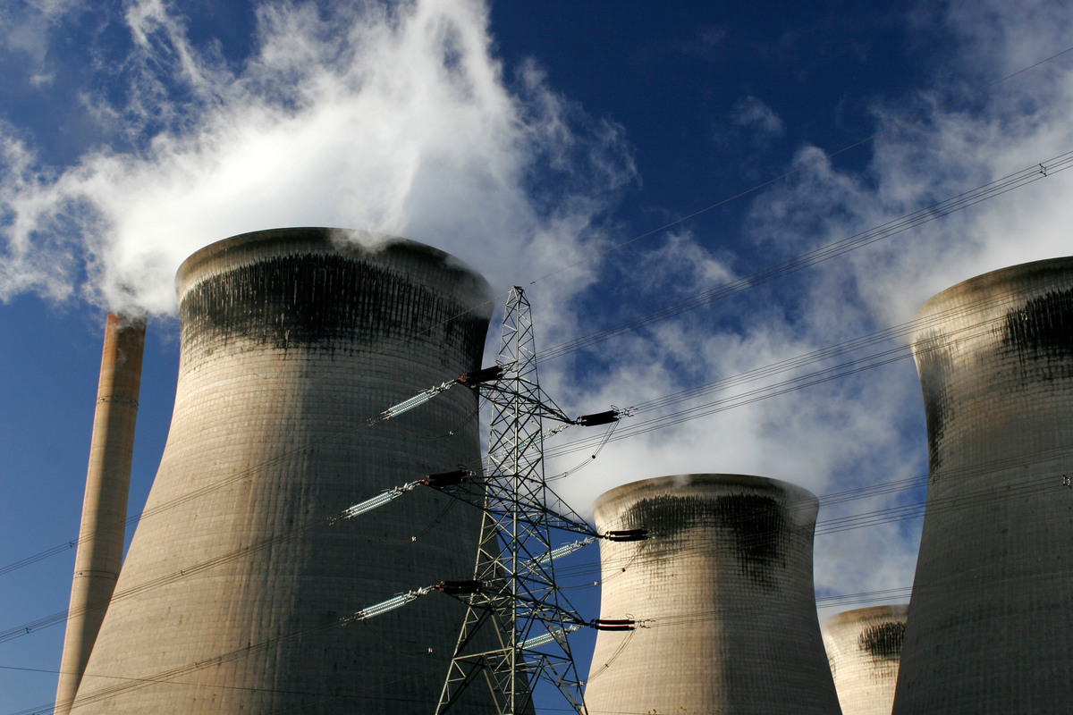 Coal Power Station UK © Steve Morgan / Greenpea