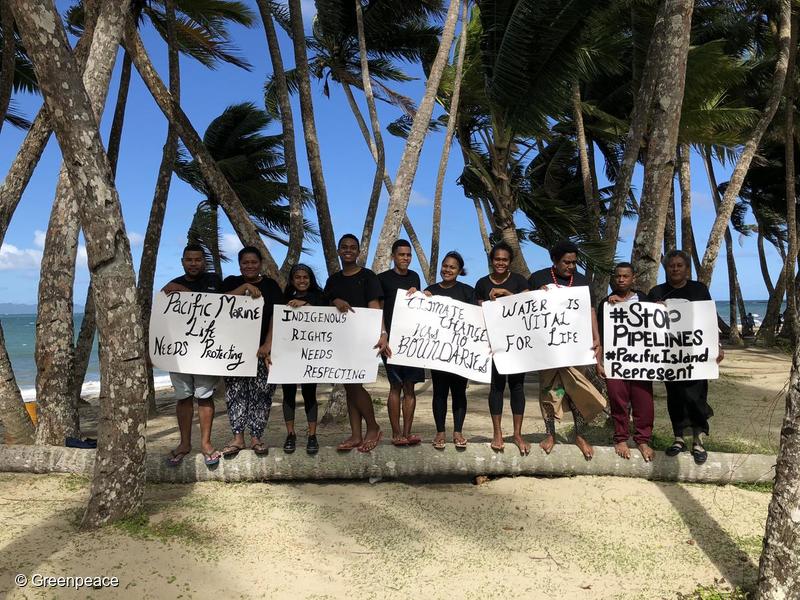 Activists "Flood" Beach to Protest Pipelines in Fiji