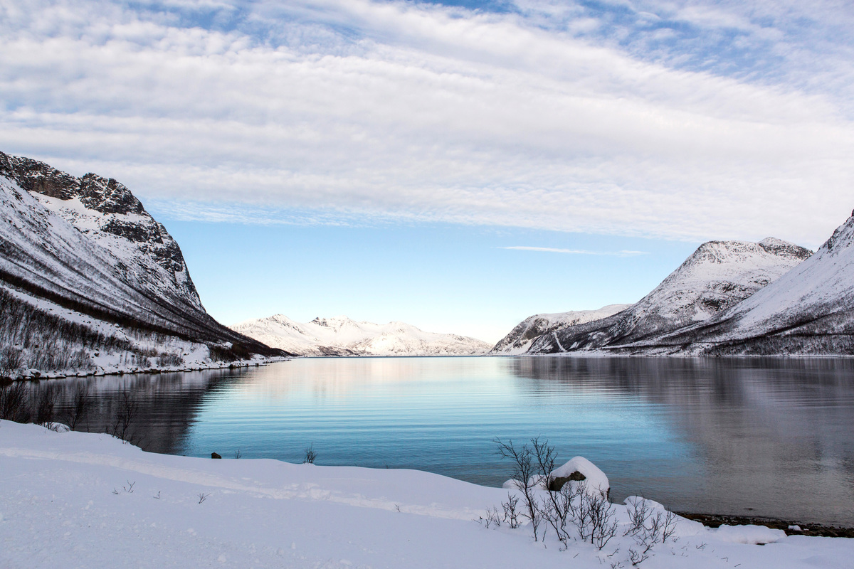 Landscape view of the waters and mountains near Tromsø, Norway © Joerg Modrow / Greenpeace