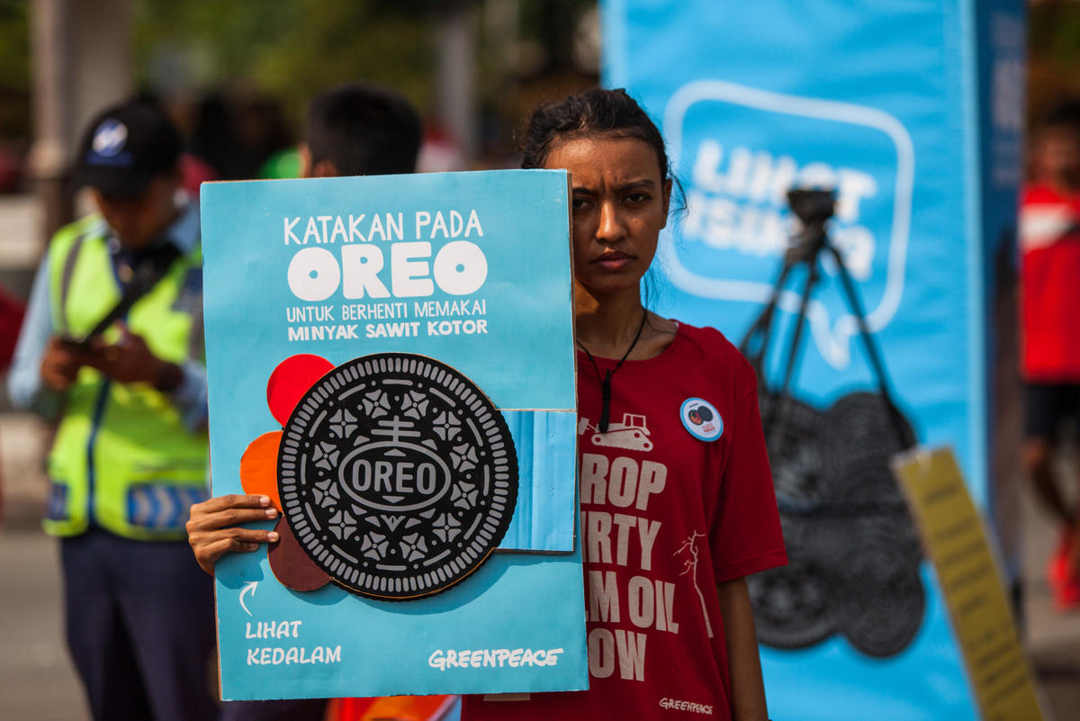 World wakes up to Oreo's dirty palm oil secret - Greenpeace International