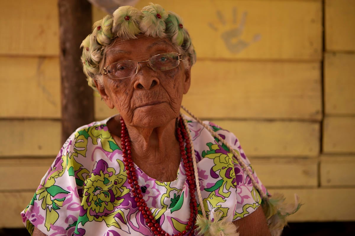 Antônia Remunganha, the indigenous elder of the Naô Xoha village affected by the dam collapse © Nilmar Lage