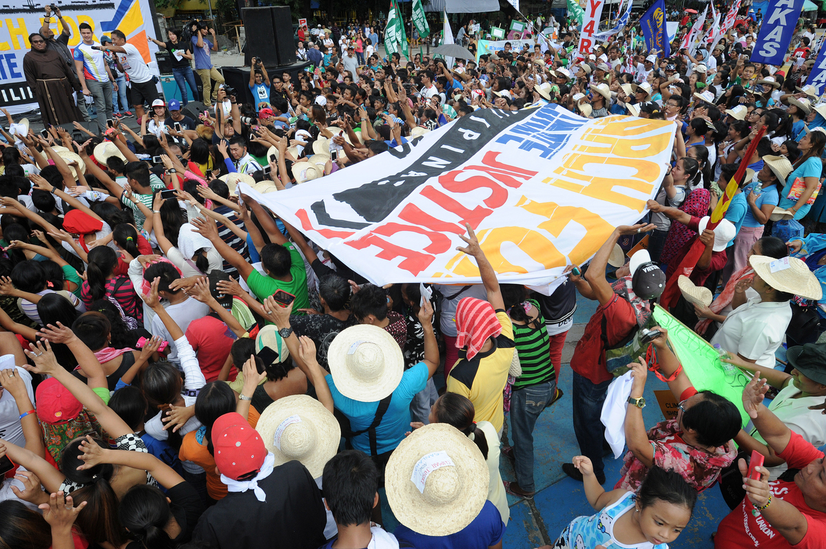 COP21: Climate March in the Philippines. © Jed Delano / Greenpeace