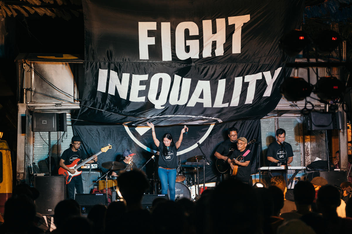 Fighting Inequality Concert in Manila. © Jilson Tiu / Greenpeace