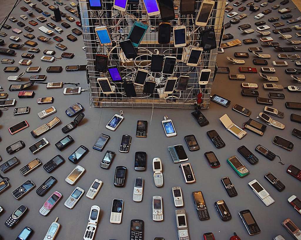 The Mobile Phone Resource Cycle Exhibition in Beijing. © Greenpeace / Yan Tu