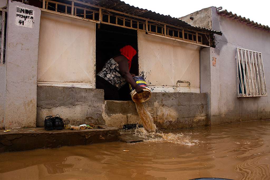 ANGOLA-FLOOD, OSVALDO SILVA/AFP via Getty Images
