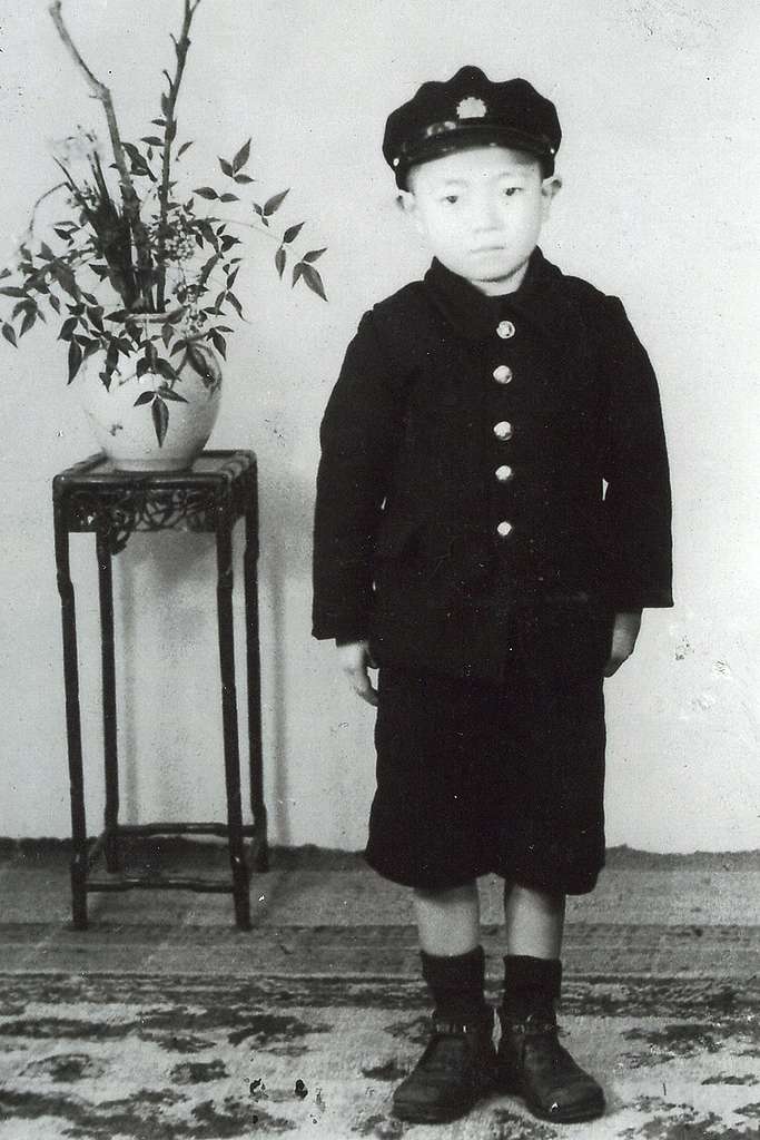 A picture of Hirada Hiroshi when he started elementary school, the year after the bombing. © Hirada Hiroshi / Greenpeace