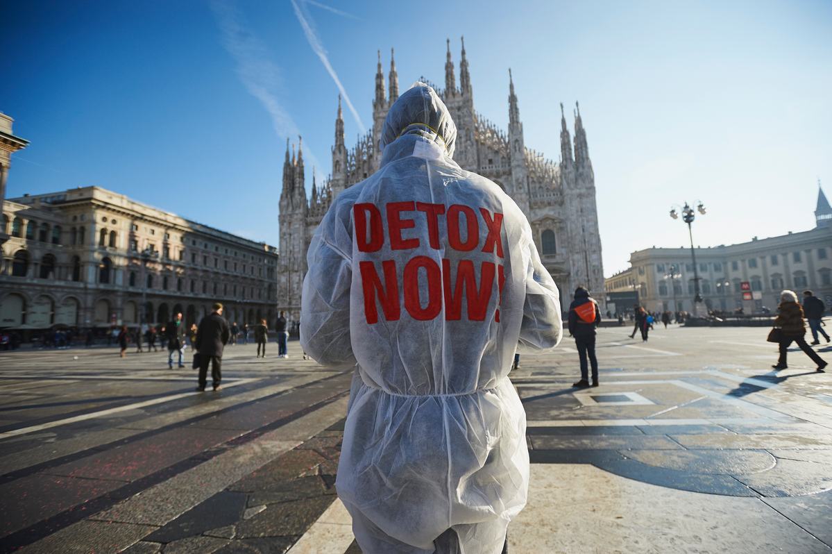 Detox Action at The North Face Store in Milan, Italy. © Alessandro Vona