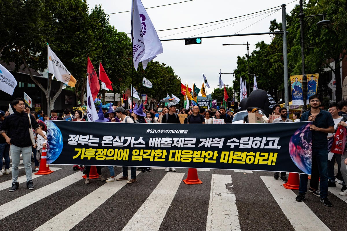 Global Climate Strike and Climate March in Seoul, South Korea. © K. Chae / Greenpeace