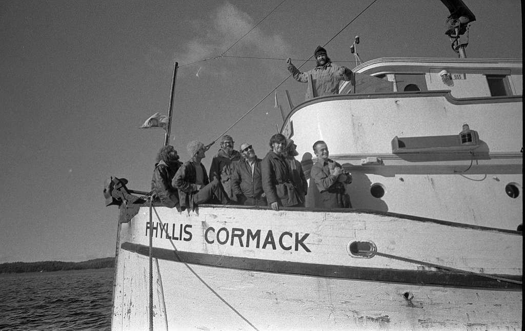 À bord du navire 'Phyllis Cormack' lors du premier voyage de Greenpeace contre les essais nucléaires américains au large des côtes du Canada