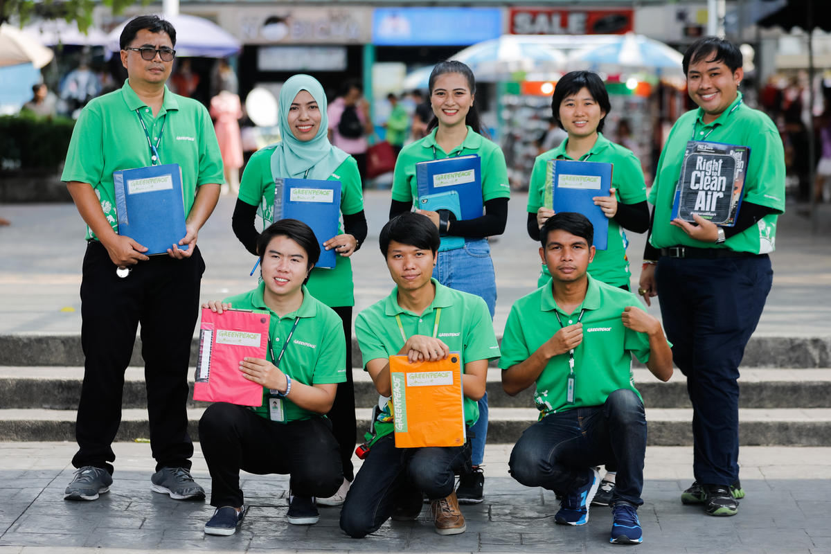 Thai Fundraising Team in Bangkok. © Baramee  Temboonkiat / Greenpeace