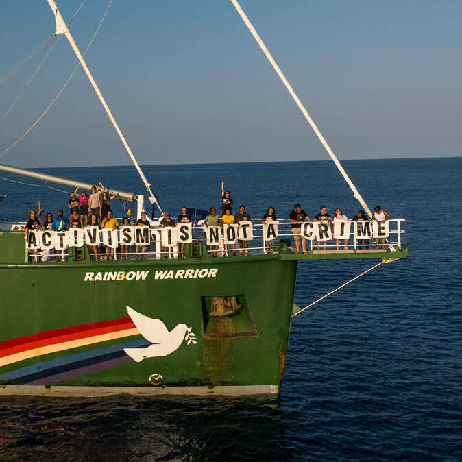 Solidarity Banner on board the Rainbow Warrior in Australia. © Greenpeace / Wendy  Mitchell