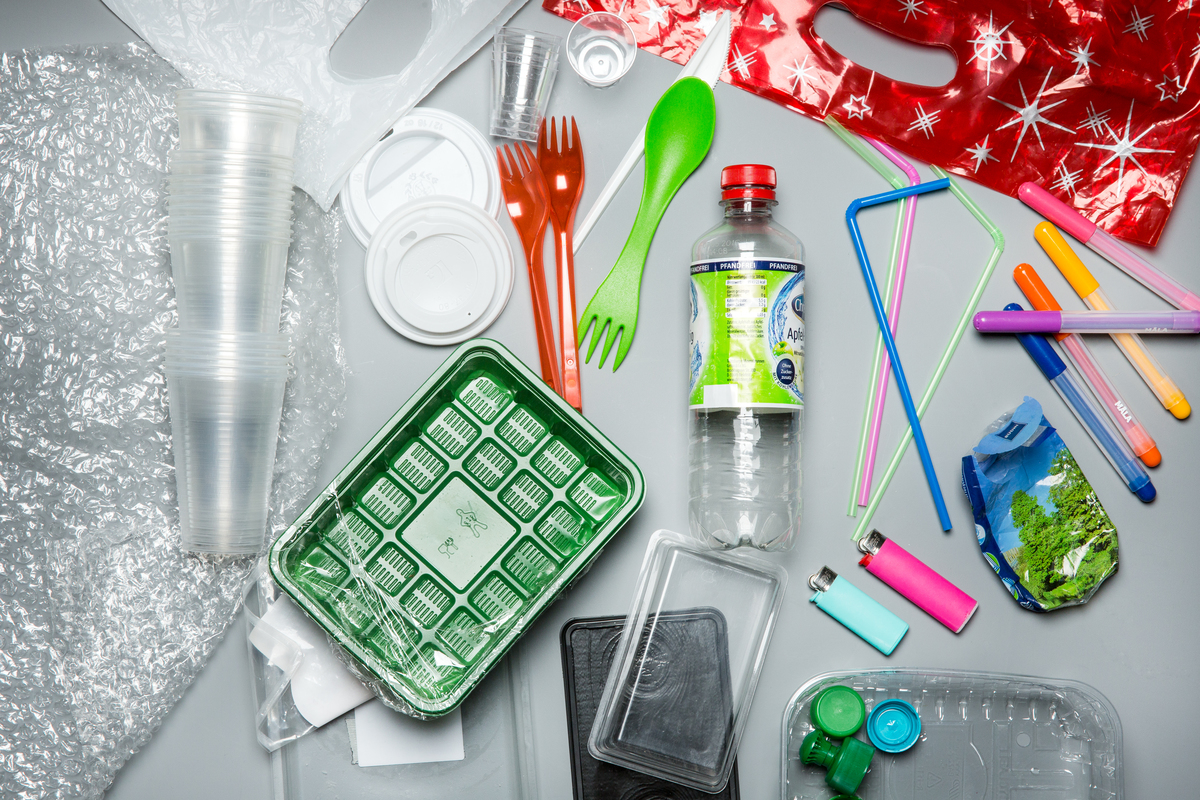 Product Shot of Plastic Items. © Fred Dott / Greenpeace