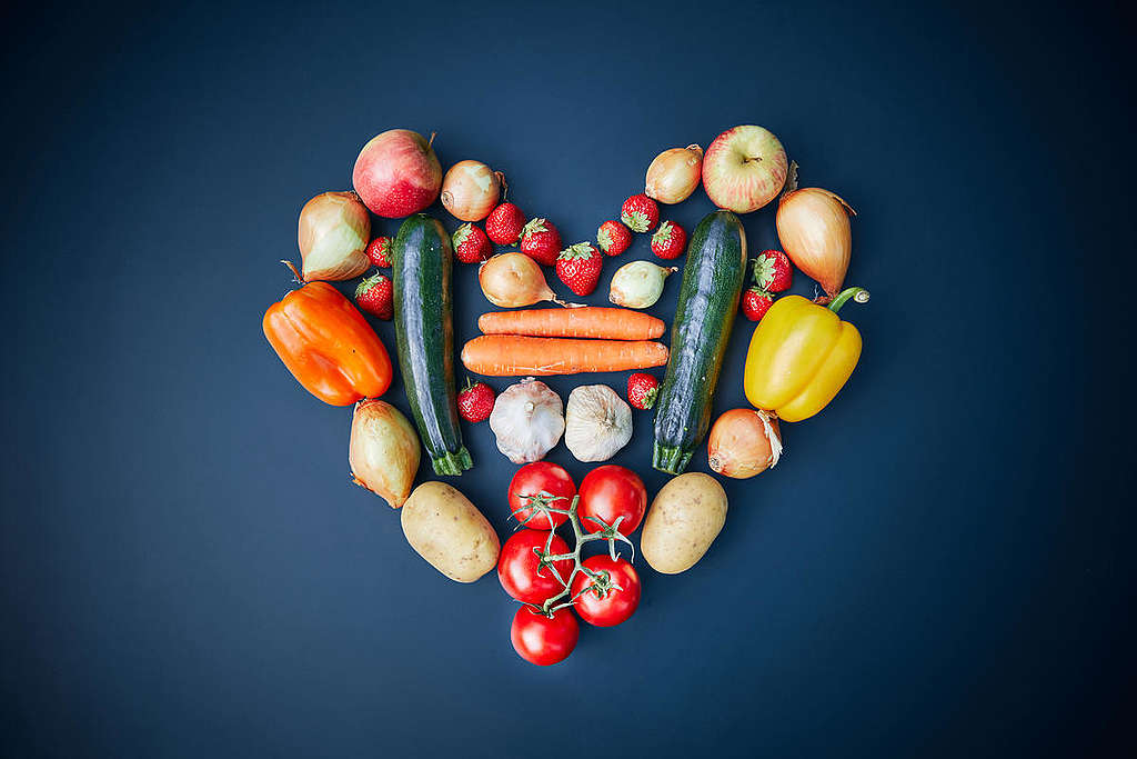 Elige comer comida vegetariana y cuida el planeta © Mitja  Kobal / Greenpeace