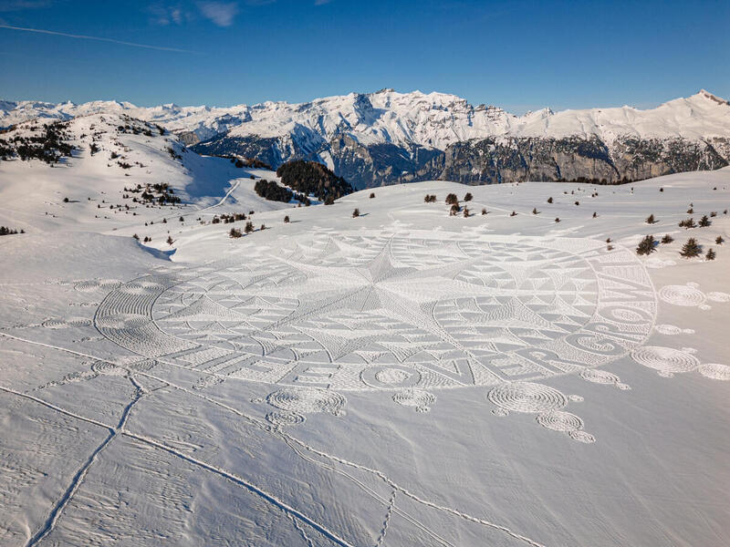 Protesta del WEF Snow Art cerca de Davos, Suiza.