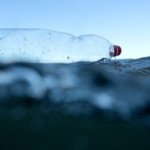 Onderzoek plastic vervuiling in afgelegen Antarctische wateren