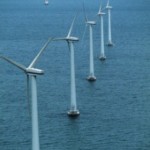 Brinkhorst vertraagt opnieuw windmolenparken op zee