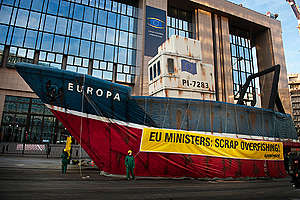 Scrap Overfishing Action in Brussels. © © Eric De Mildt / Greenpeace