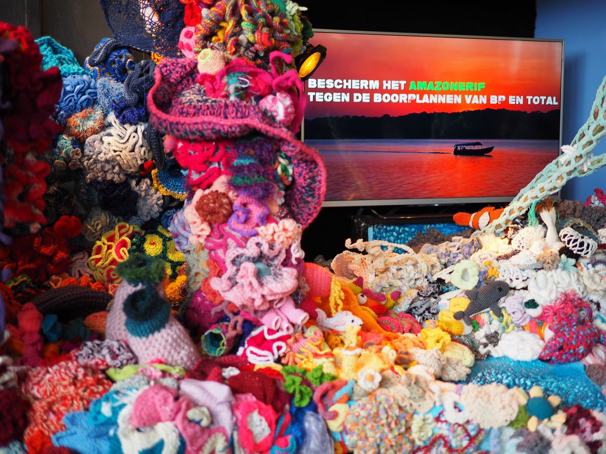 Amazon Reef Craftivists Exposition in the Netherlands. © Greenpeace