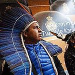 Inheemse leiders uit Brazilië bezoeken Nederland met vraag om actie